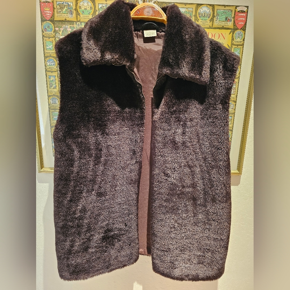 Made In Italy Faux Fur Vest Brown Full Zip Size 38 French